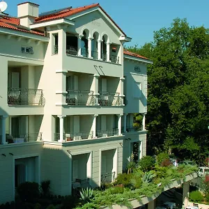 Vera Hotel